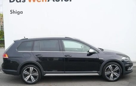 Volkswagen Golf VII, 2018 год, 1 457 000 рублей, 7 фотография