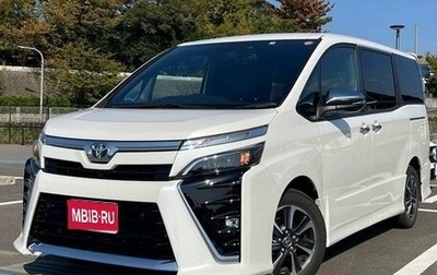 Toyota Voxy III, 2021 год, 1 984 000 рублей, 1 фотография