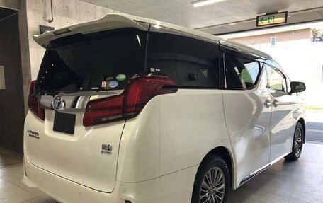 Toyota Alphard III, 2020 год, 3 390 000 рублей, 6 фотография