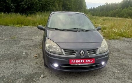 Renault Scenic III, 2009 год, 550 000 рублей, 3 фотография