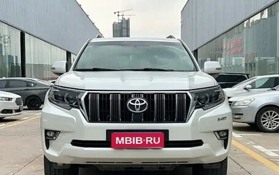 Toyota Land Cruiser Prado 150 рестайлинг 2, 2020 год, 4 985 000 рублей, 1 фотография