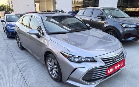 Toyota Avalon, 2021 год, 2 500 000 рублей, 3 фотография