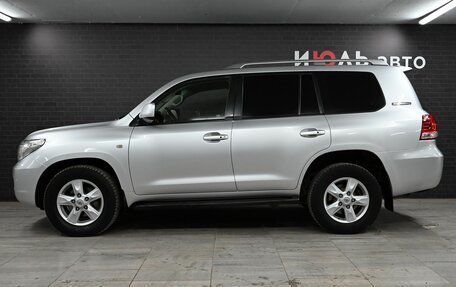 Toyota Land Cruiser 200, 2011 год, 3 900 000 рублей, 8 фотография