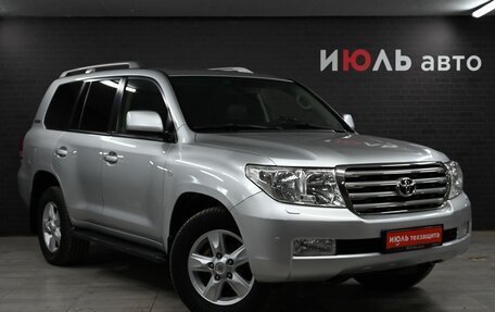 Toyota Land Cruiser 200, 2011 год, 3 900 000 рублей, 3 фотография