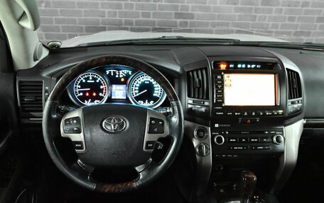 Toyota Land Cruiser 200, 2011 год, 3 900 000 рублей, 14 фотография