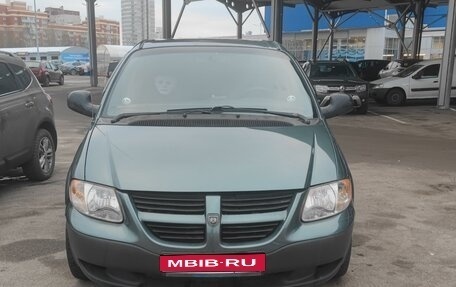 Dodge Caravan IV, 2004 год, 800 000 рублей, 1 фотография