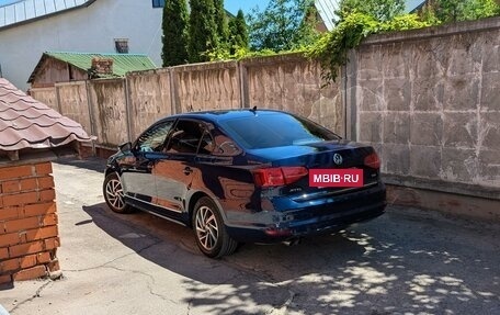 Volkswagen Jetta VI, 2017 год, 1 599 999 рублей, 12 фотография