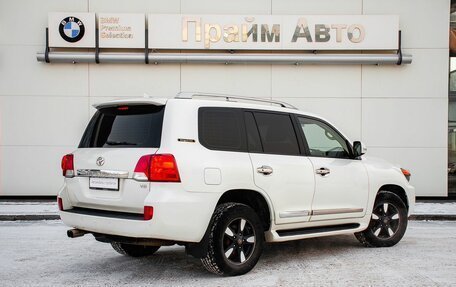 Toyota Land Cruiser 200, 2014 год, 3 890 000 рублей, 2 фотография