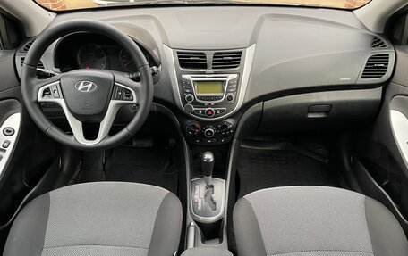 Hyundai Solaris II рестайлинг, 2013 год, 695 000 рублей, 19 фотография