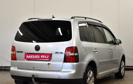 Volkswagen Touran III, 2006 год, 490 000 рублей, 2 фотография