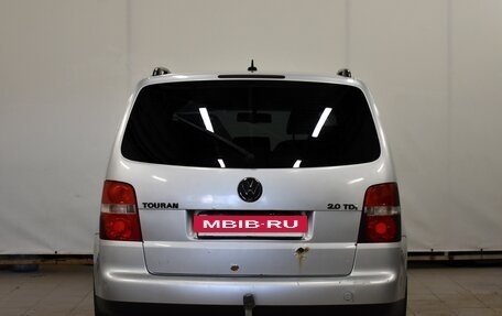 Volkswagen Touran III, 2006 год, 490 000 рублей, 4 фотография