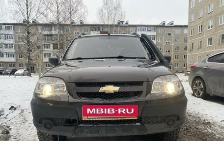 Chevrolet Niva I рестайлинг, 2014 год, 690 000 рублей, 4 фотография