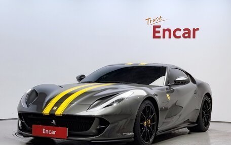 Ferrari 812, 2020 год, 30 500 002 рублей, 2 фотография