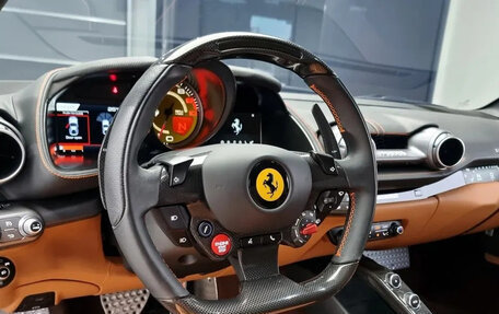 Ferrari 812, 2020 год, 30 500 002 рублей, 7 фотография