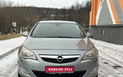 Opel Astra J, 2011 год, 749 000 рублей, 1 фотография