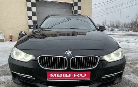 BMW 3 серия, 2013 год, 1 900 000 рублей, 3 фотография