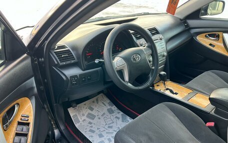 Toyota Camry, 2006 год, 999 999 рублей, 10 фотография