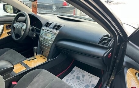 Toyota Camry, 2006 год, 999 999 рублей, 12 фотография