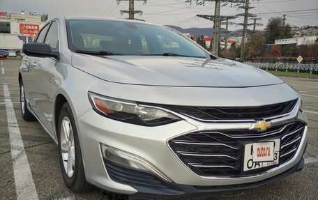 Chevrolet Malibu IX, 2019 год, 1 500 000 рублей, 1 фотография