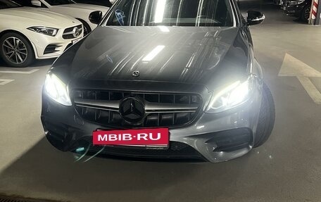 Mercedes-Benz E-Класс, 2019 год, 3 430 000 рублей, 2 фотография