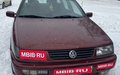 Volkswagen Passat B4, 1996 год, 280 000 рублей, 1 фотография