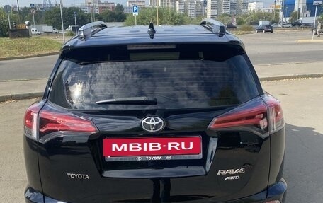 Toyota RAV4, 2019 год, 2 400 000 рублей, 5 фотография