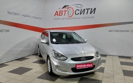 Hyundai Solaris II рестайлинг, 2012 год, 850 000 рублей, 1 фотография