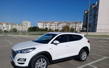 Hyundai Tucson III, 2018 год, 1 900 000 рублей, 2 фотография