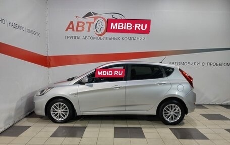 Hyundai Solaris II рестайлинг, 2012 год, 850 000 рублей, 4 фотография