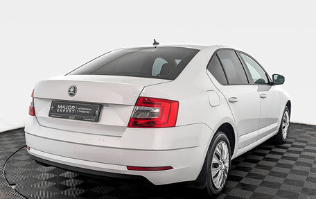 Skoda Octavia, 2017 год, 1 390 000 рублей, 5 фотография