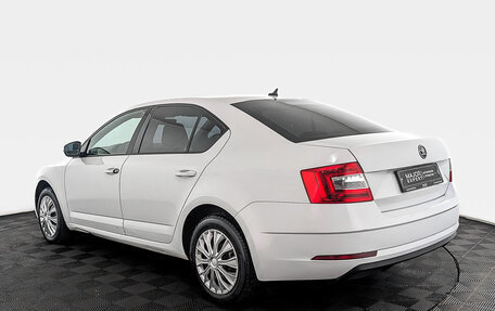 Skoda Octavia, 2017 год, 1 390 000 рублей, 7 фотография