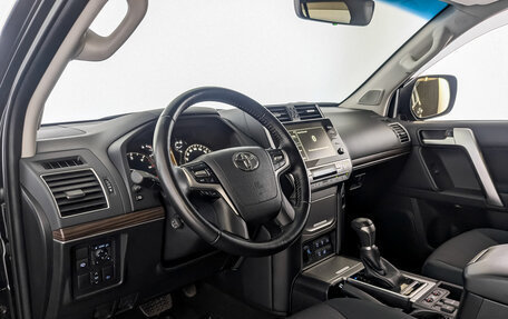 Toyota Land Cruiser Prado 150 рестайлинг 2, 2021 год, 6 950 000 рублей, 16 фотография