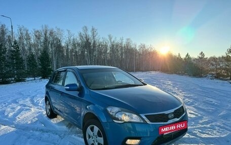 KIA cee'd I рестайлинг, 2010 год, 620 000 рублей, 3 фотография