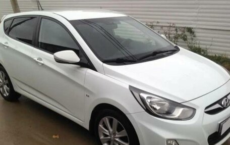 Hyundai Solaris II рестайлинг, 2011 год, 1 150 000 рублей, 6 фотография