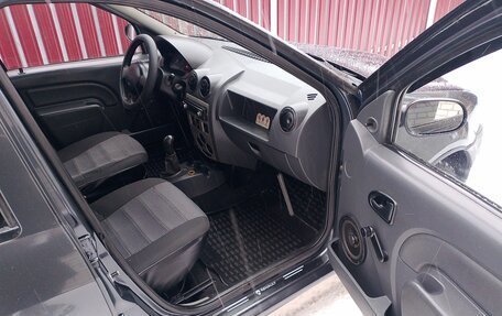 Renault Logan I, 2008 год, 299 000 рублей, 2 фотография