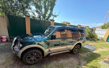 Mitsubishi Pajero III рестайлинг, 2001 год, 1 050 000 рублей, 3 фотография