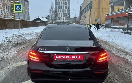 Mercedes-Benz E-Класс, 2018 год, 2 670 000 рублей, 6 фотография