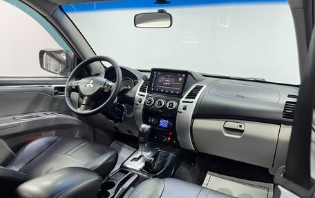 Mitsubishi Pajero Sport II рестайлинг, 2013 год, 1 500 000 рублей, 6 фотография