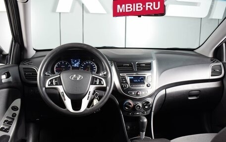 Hyundai Solaris II рестайлинг, 2011 год, 899 000 рублей, 6 фотография