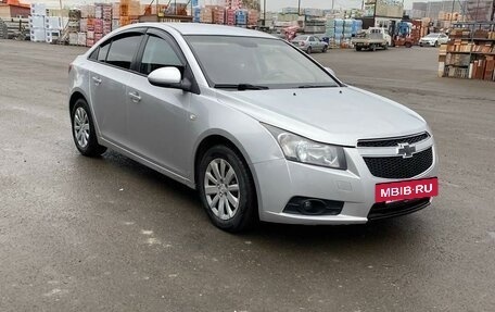 Chevrolet Cruze II, 2012 год, 900 000 рублей, 2 фотография