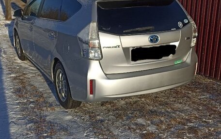 Toyota Prius Alpha I (ZVW40/41), 2013 год, 1 400 000 рублей, 4 фотография