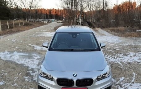 BMW 2 серия Grand Tourer F46 рестайлинг, 2015 год, 1 950 000 рублей, 1 фотография