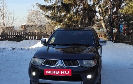 Mitsubishi L200 IV рестайлинг, 2012 год, 1 950 000 рублей, 2 фотография