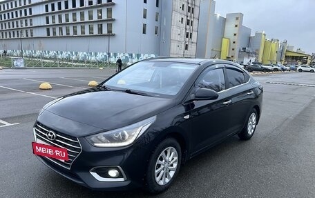 Hyundai Solaris II рестайлинг, 2018 год, 1 200 000 рублей, 5 фотография