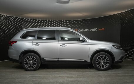 Mitsubishi Outlander III рестайлинг 3, 2018 год, 2 470 600 рублей, 5 фотография