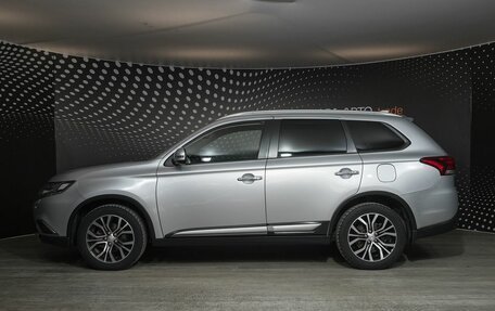 Mitsubishi Outlander III рестайлинг 3, 2018 год, 2 470 600 рублей, 6 фотография