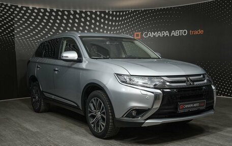 Mitsubishi Outlander III рестайлинг 3, 2018 год, 2 470 600 рублей, 4 фотография