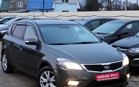 KIA cee'd I рестайлинг, 2011 год, 909 000 рублей, 14 фотография