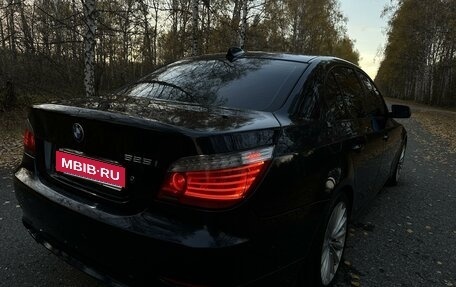 BMW 5 серия, 2008 год, 1 270 000 рублей, 9 фотография