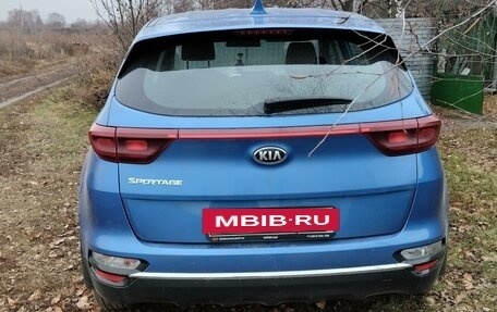 KIA Sportage IV рестайлинг, 2019 год, 1 950 000 рублей, 6 фотография